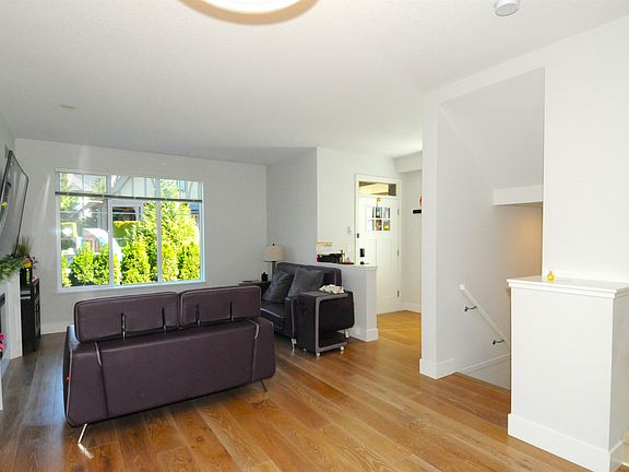 5th image of 3306 Princeton Ave #76