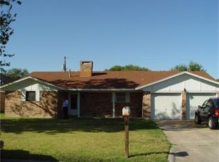 25 Clover Bnd, La Marque, TX 77568