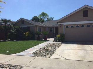 574 Summerton Ln, Turlock, CA 95382