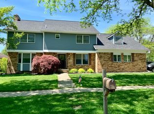 8635 Congress Dr, Canton, MI 48187