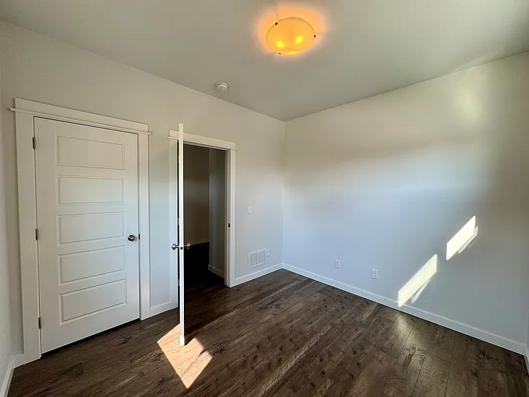 2927 Flurry Ln — Photo 4