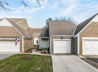 12545 Broadmoor St, Overland Park, KS 66209