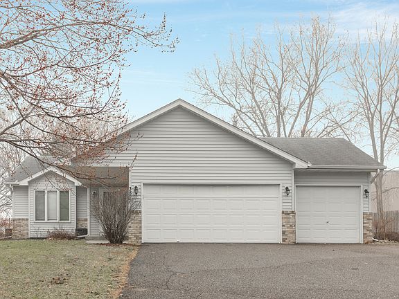 3rd image of 3807 51st Ave N