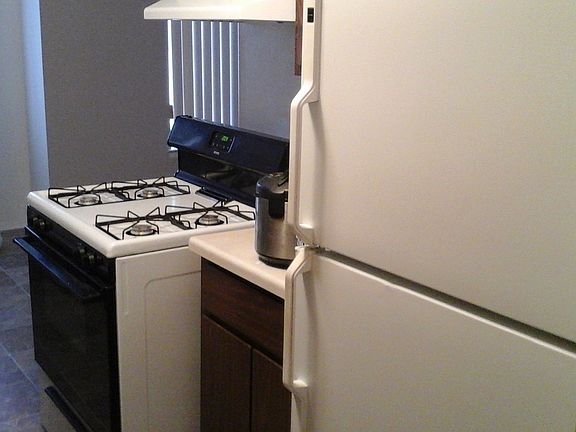 3rd image of 37625 Dale Dr APT 304
