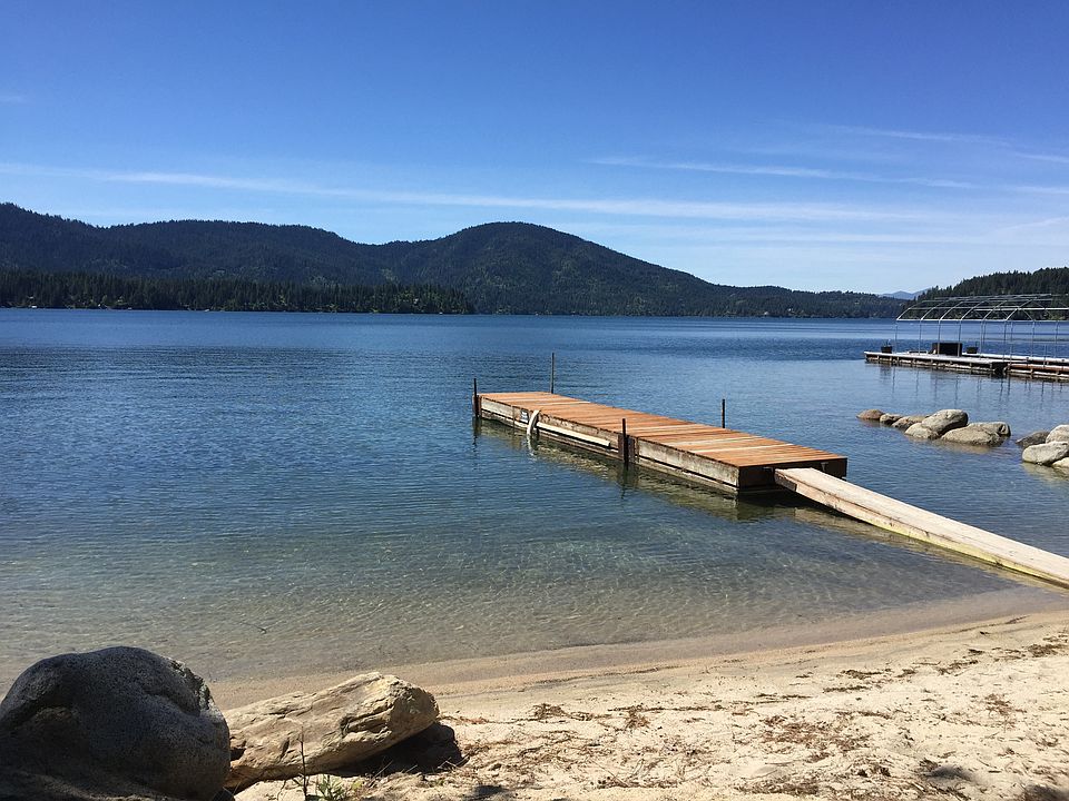 50ft sandy beach lake access