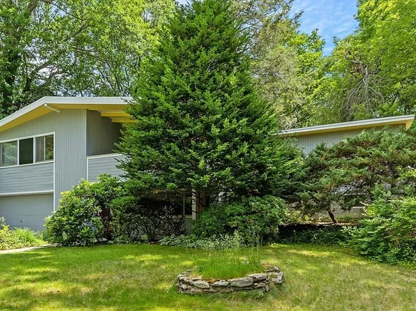 20 Indian Hill Rd, Paxton, MA 01612