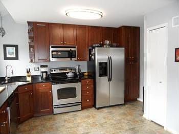 5th image of 3317 Weymouth Ct