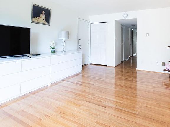 5th image of 20 Monroe St APT 201
