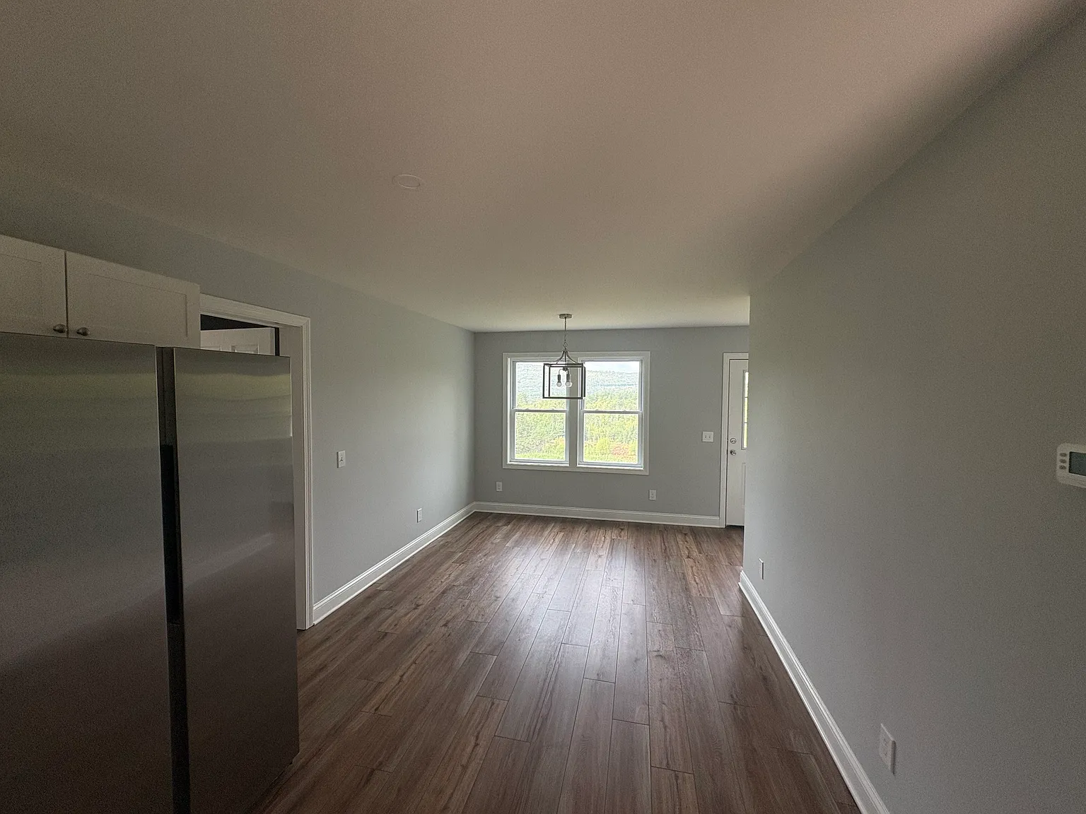 2 bed, 1300 sqft, $2,450 — Photo 4