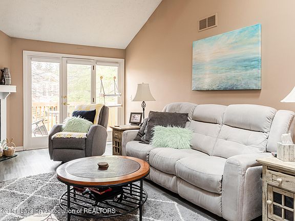 4th image of 5007 Aspen Dr #23