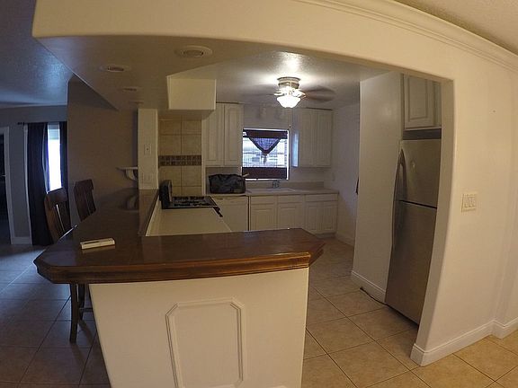 2nd image of 110 Egret Dr