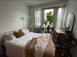 24-27 Steinway St #9, Astoria, NY 11103