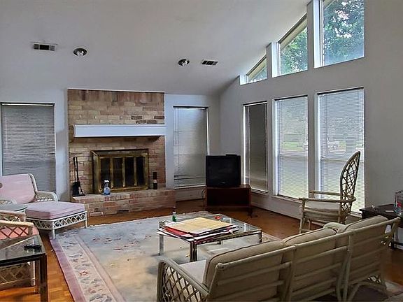 3rd image of 4706 Havenwoods Dr
