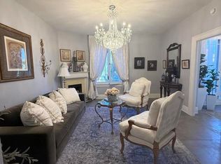 99 S Raymond Ave #206, Pasadena, CA 91105
