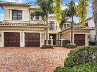 17846 Cadena Dr, Boca Raton, FL 33496