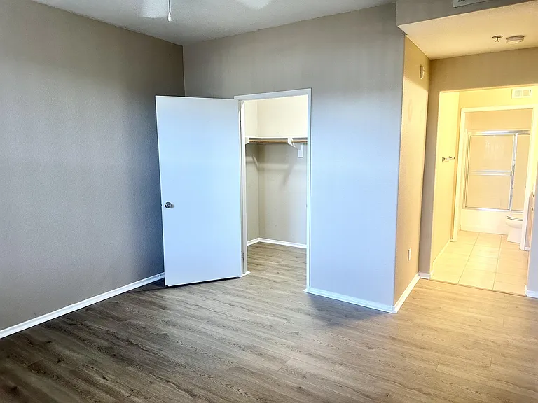 1710 Paseo Aurora — Photo 11