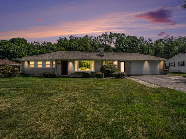 5045 Greenhill St, Portage, MI 49024