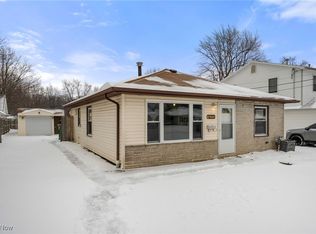 4685 Homewood Dr, Mentor, OH 44060