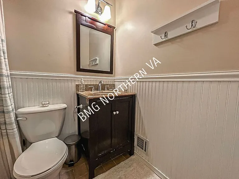 7711 Trevino Ln — Photo 17