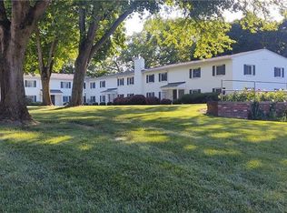 46 Lost Mountain Trl, Rochester, NY 14625