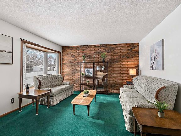 4th image of 10572 Crooked Lake Blvd NW