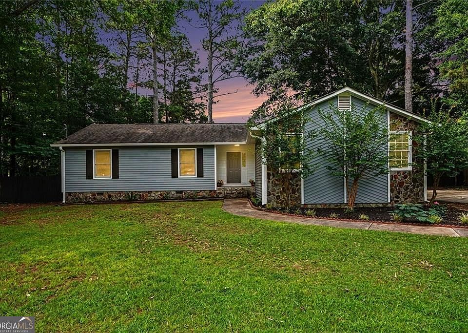 1st image of 1708 Rosewood Dr