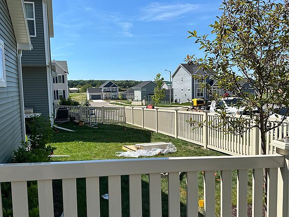 2nd image of 901 Blue Crane Run