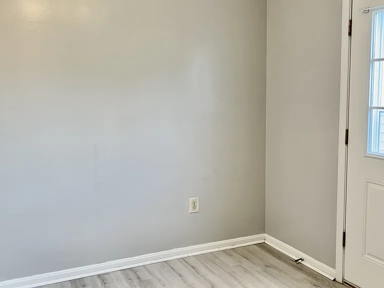 4194 Bluebird Dr — Photo 6
