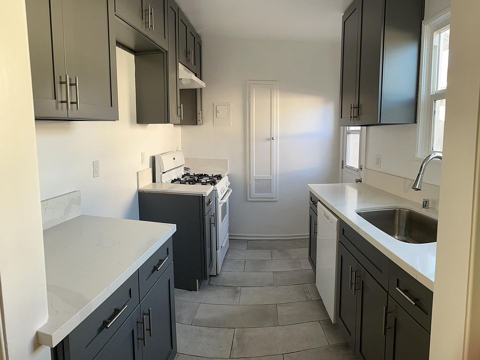 1st image of 1020 Pitman Ave