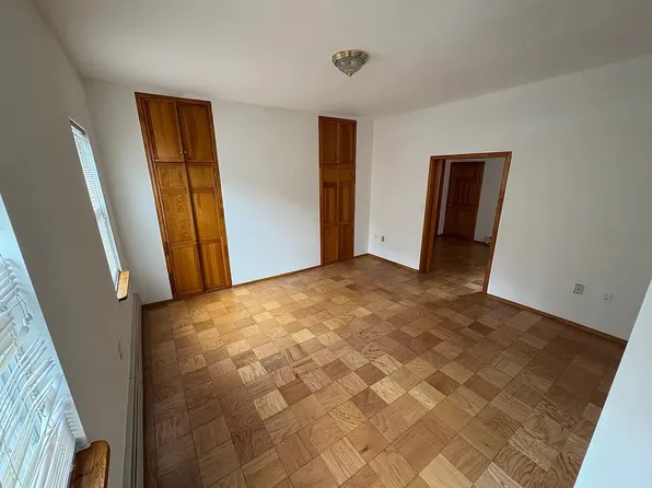 113 Noble Street image 1 of 13