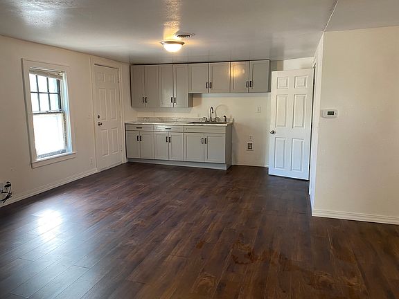 3rd image of 1819 N Arlington Pl #1821
