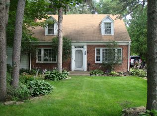 30 Summit St, Lockport, NY 14094