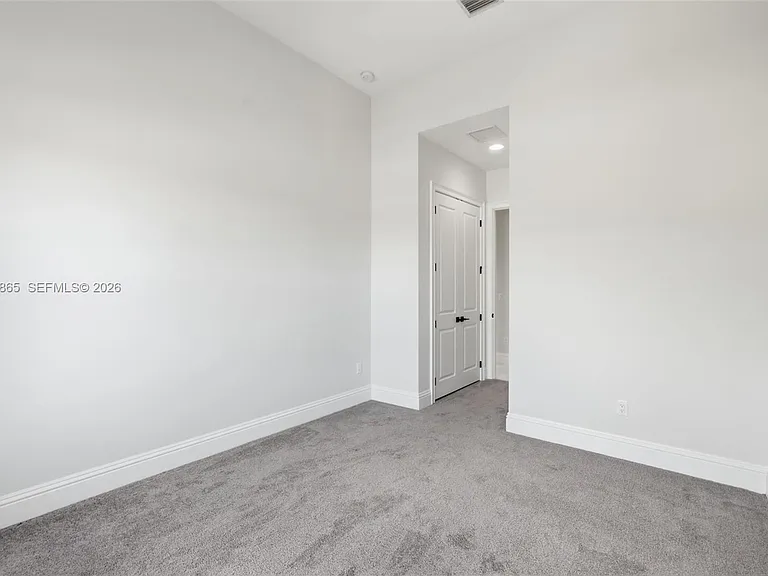 4662 Estates Cir — Photo 55