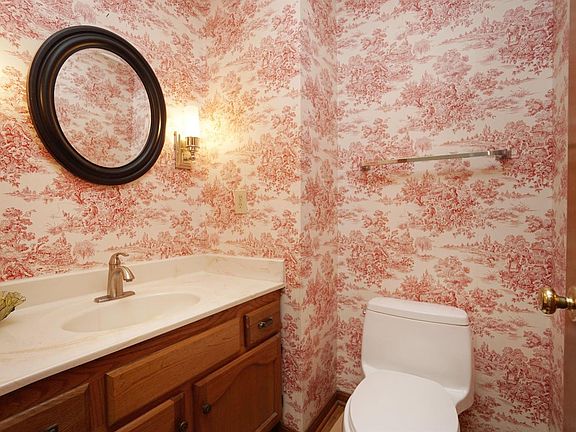 4th image of 6164 Watchview Ct