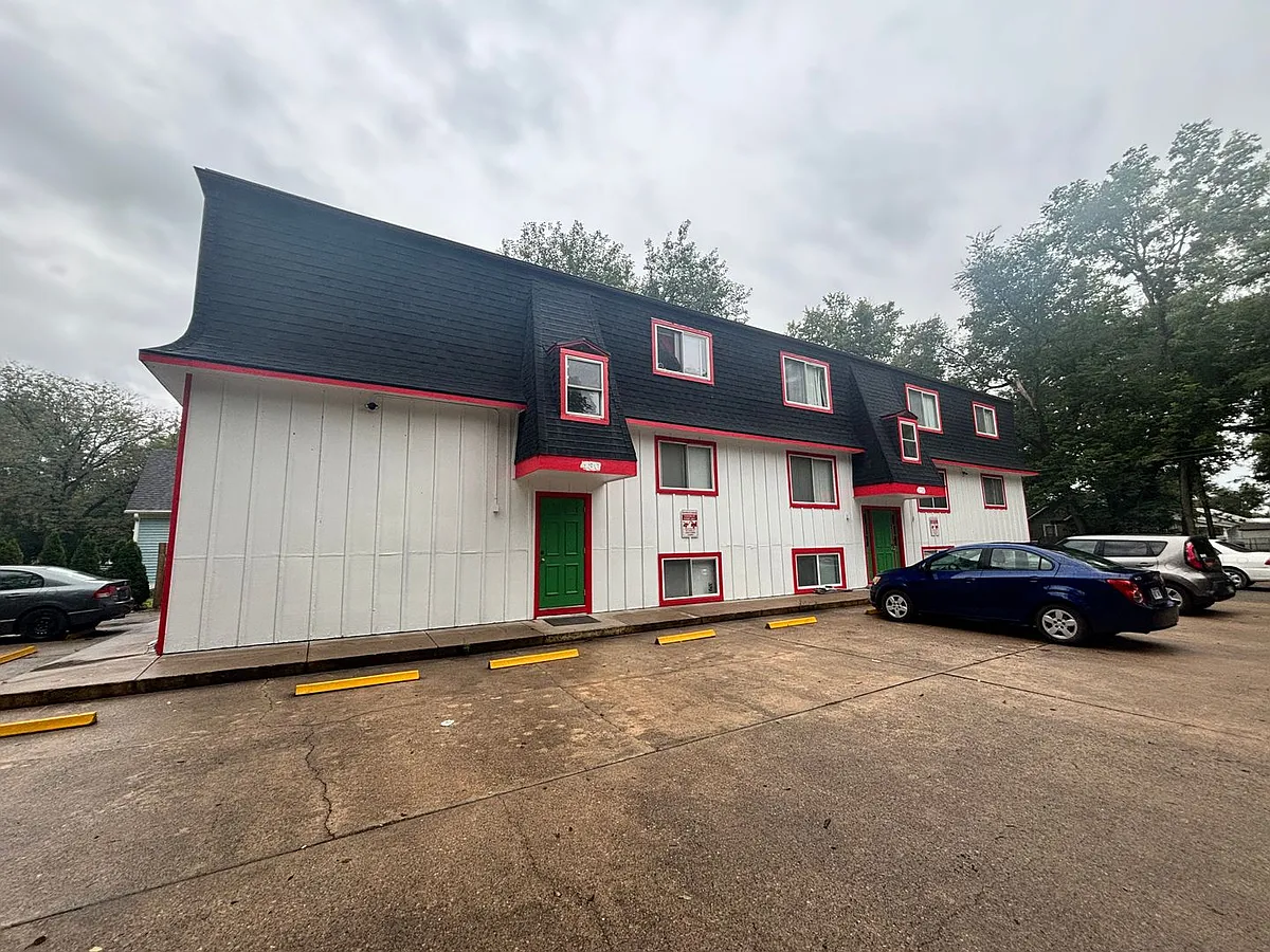 Building Photo - 428 N 6th St #3