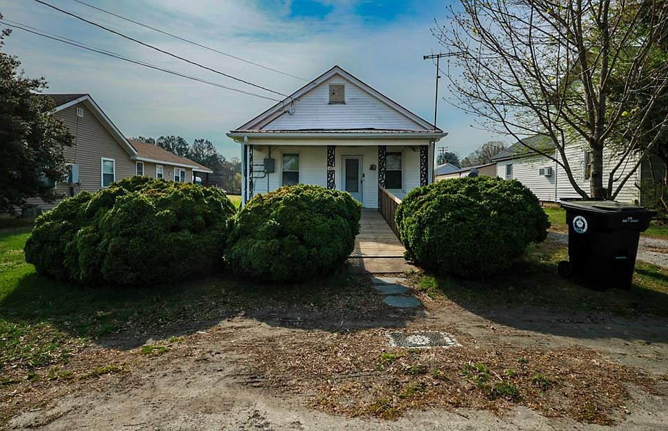 1st image of 1403 11th St
