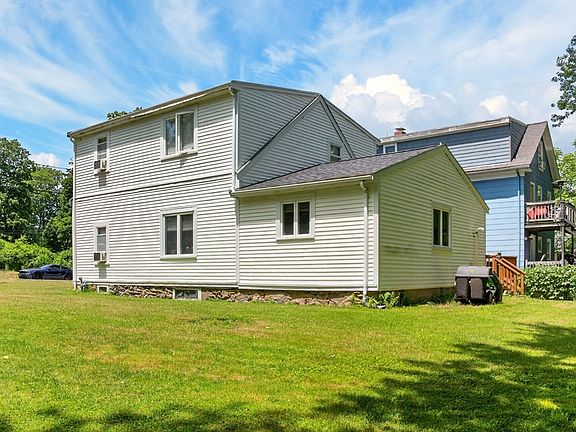3rd image of 45 Forest St