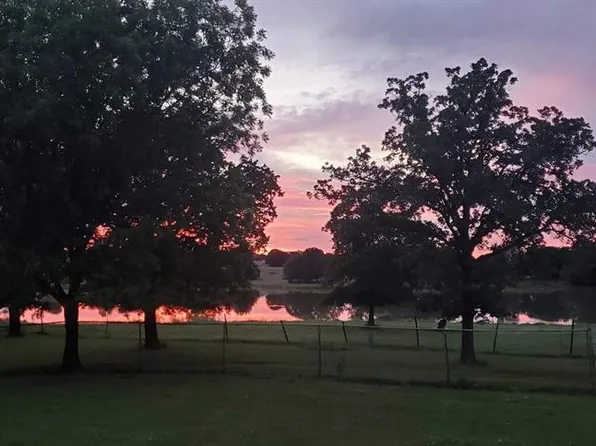 18281 NE 10th St, Harrah, OK 73045