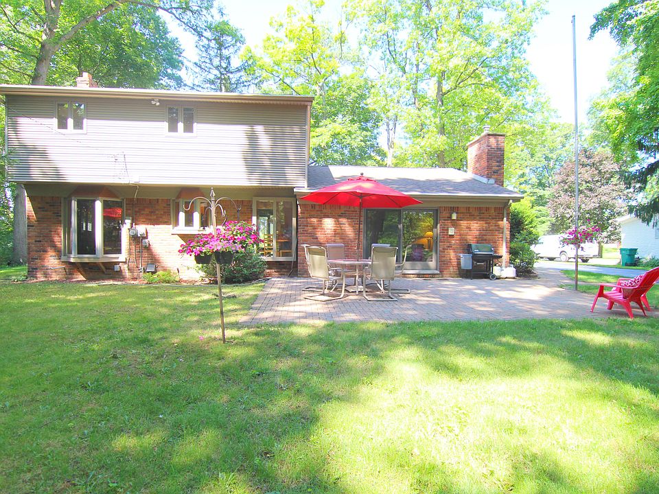 1st image of 9416 Whipple Shores Dr