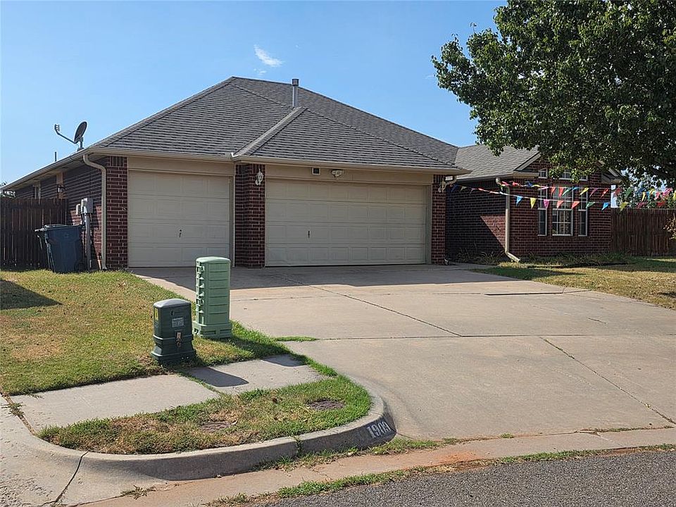 1st image of 1909 Bradford Way