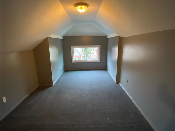 4th image of 7219 S California Ave #2