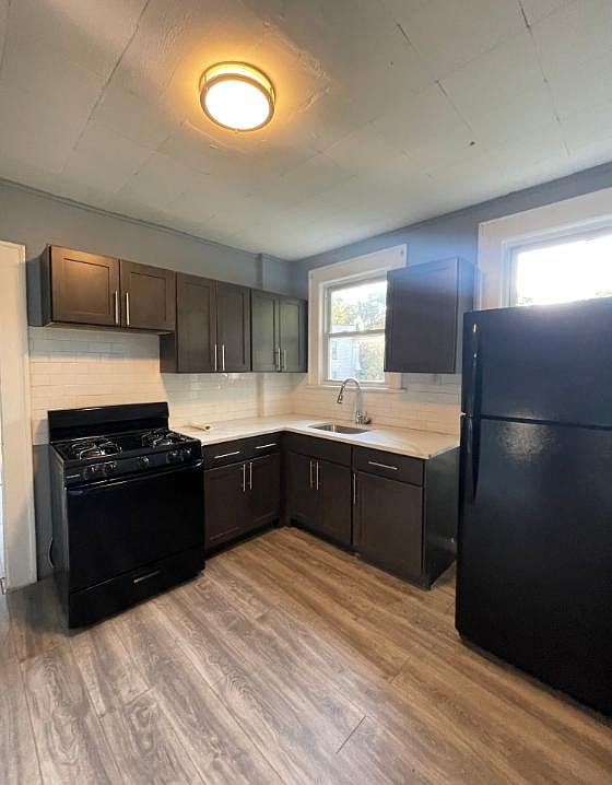1st image of 33 W Avon Ave #1R