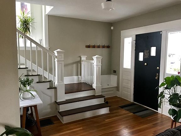 Front door/entryway