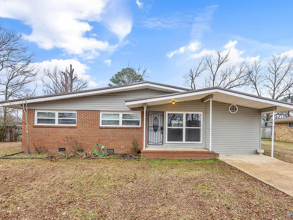 1st image of 1710 Buena Vista Cir SE