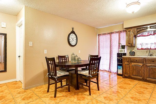 1st image of 2617 Paseo Encantado