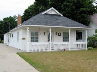 159 N Maple St, Manistique, MI 49854