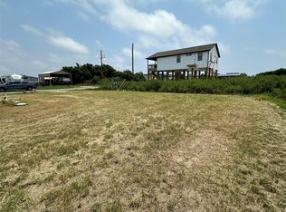 1215 Canal W, Crystal Beach, TX 77650