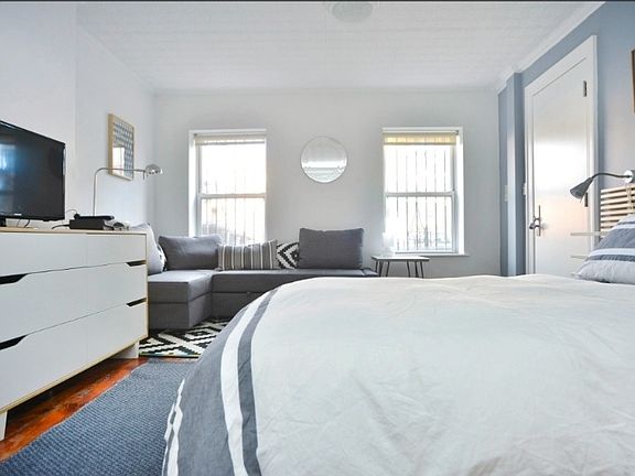 3rd image of 276 9th St #1