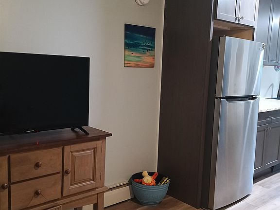 5th image of 39 Brookside Drive #5