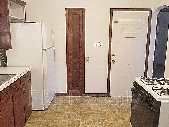 2nd image of 3057A N Holton St